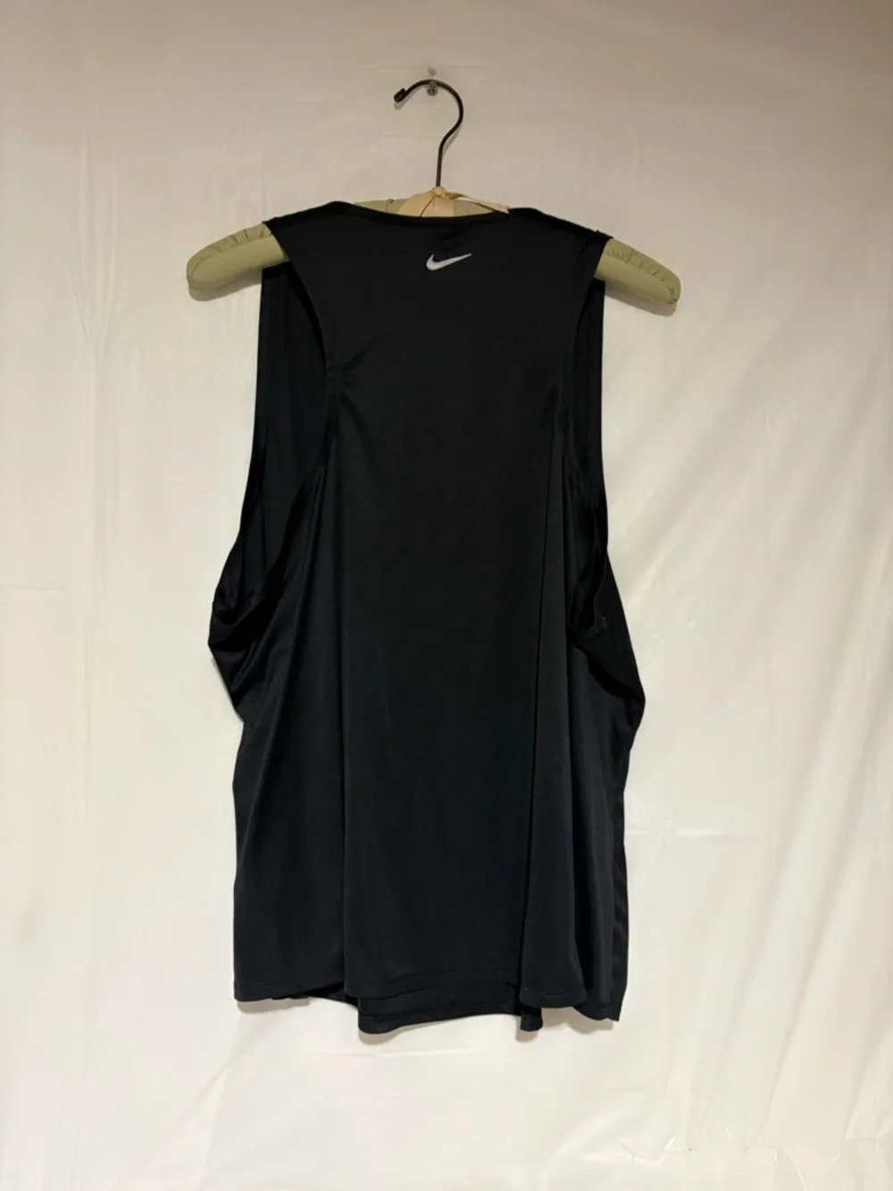 Nike Black Athletic Dri-FIT Tee with White Swoosh - Picture 4 of 8